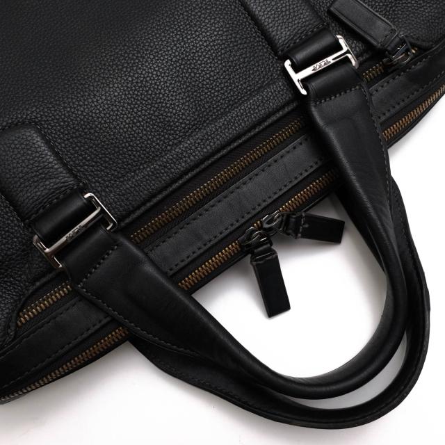 ○トゥミ TUMI ペブルドレザー 牛革 ビジネスバッグ 63032DP TAHOE Harrison Bradford Brief ハリソン ブラッドフォード シボ革 シ 中古 ○トゥミ TUMI ペブルドレザー 牛革 ビジネスバッグ 63032DP TAHOE