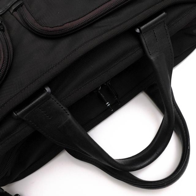 ○トゥミ TUMI FXTバリスティックナイロン ナパレザー 牛革 ビジネス