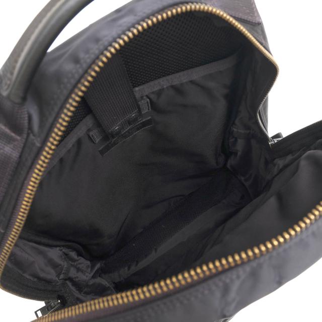 ○ラゲッジレーベル 吉田カバン LUGGAGE LABEL ナイロンツイル PVC加工 綿ボンディング加工 リュック 973-05753 ZONE DAY PACK ゾ  中古_5