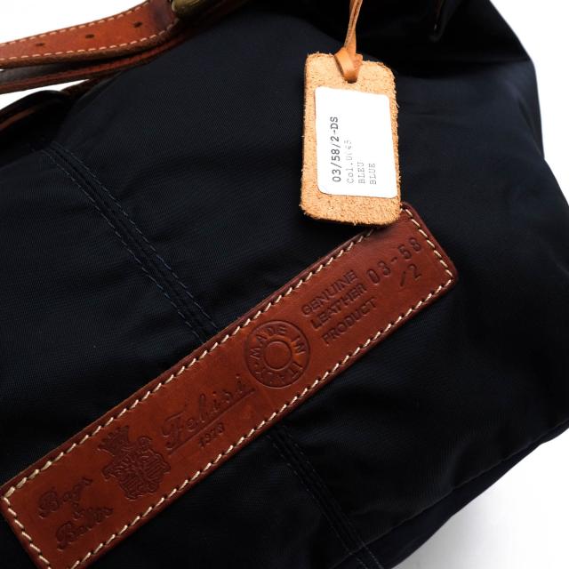 ○フェリージ Felisi リモンタナイロン バケッタレザー 牛革