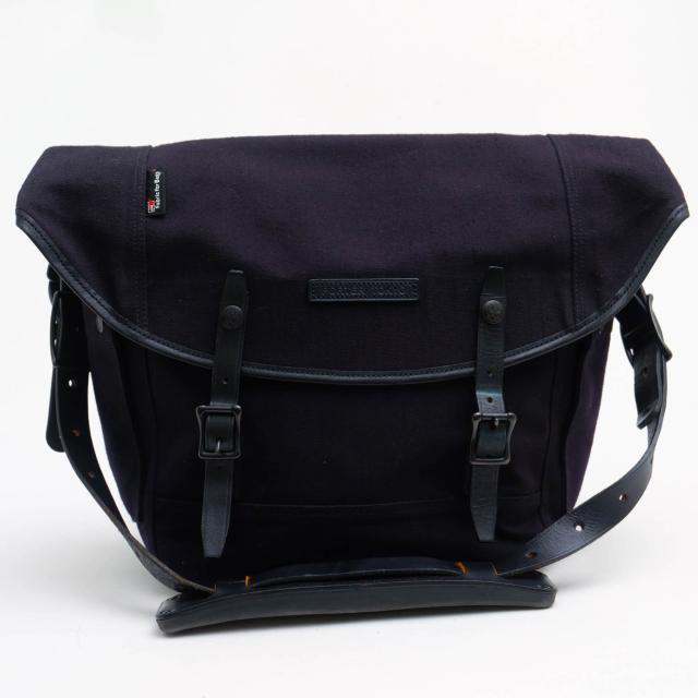 ○ポーター 吉田カバン PORTER ゴアテックスラミネート 牛革 ショルダーバッグ 743-07637 MAGNUM マグナム クロスボディ メッセン  中古