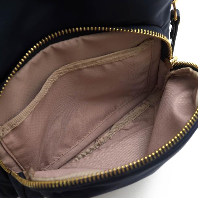 ○トゥミ TUMI ライトウェイトナイロン 牛革 リュック 481580NVYO