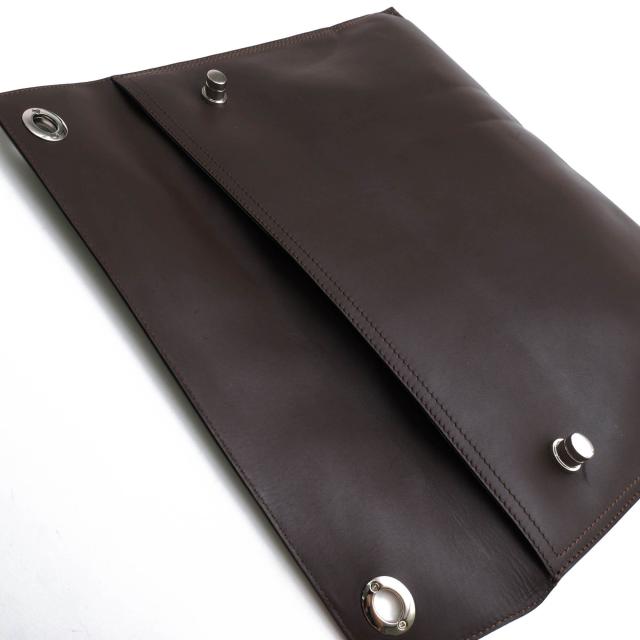 ○ブルネロクチネリ BRUNELLO CUCINELLI 牛革 セカンドバッグ