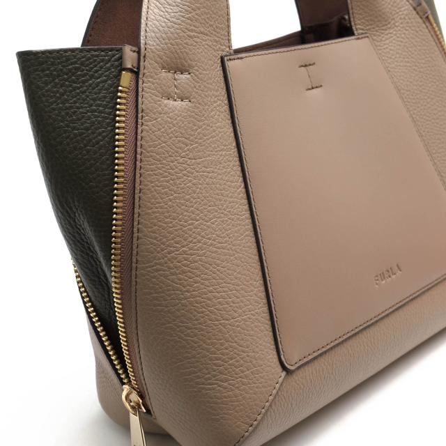 ○フルラ FURLA 牛革 トートバッグ WB00513 GILDA M TOTE レディース