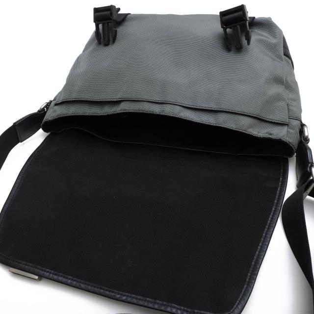 ○コーチ COACH ナイロンツイル 牛革 ショルダーバッグ F70575 Voyager