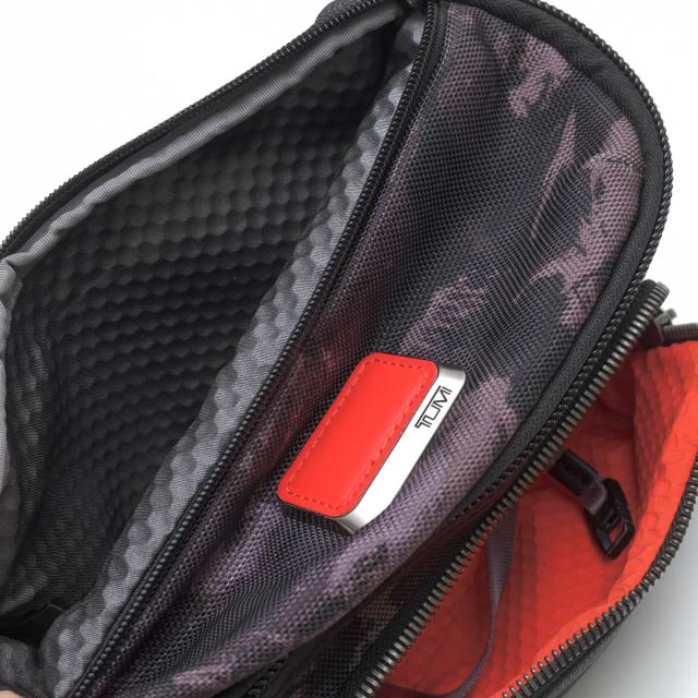 ○トゥミ TUMI FXTバリスティックナイロン ウエストバッグ 232401CHR