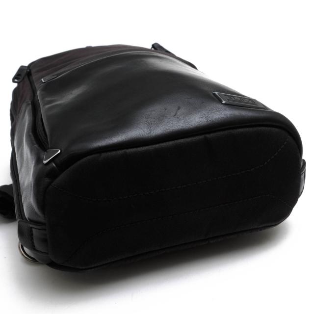 ○トゥミ TUMI 牛革 ショルダーバッグ 798646D Tahoe Marshall