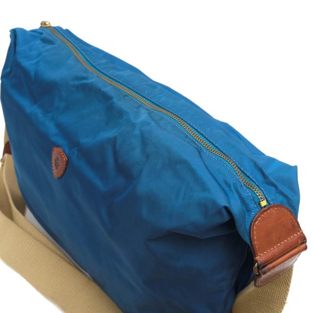 ○フェリージ Felisi Angolo Morbidoシリーズ 伊リモンタ社ナイロン バケッタレザー 牛革 ショルダーバッグ 12/35/DS+NK シボ革 シ 中古