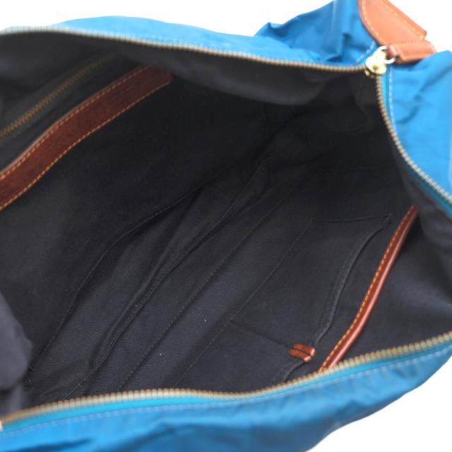 ○フェリージ Felisi Angolo Morbidoシリーズ 伊リモンタ社ナイロン バケッタレザー 牛革 ショルダーバッグ 12/35/DS+NK シボ革 シ 中古