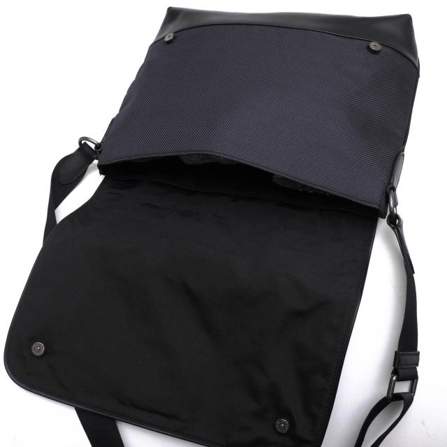 ○コーチ COACH スムースレザー 牛革 ショルダーバッグ F38741 Messenger メッセンジャーバッグ ノートPC収納可 メンズ 【中古】 中古 ○コーチ COACH スムースレザー 牛革 ショルダーバッグ F38741