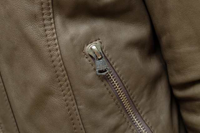 ○ディーゼル DIESEL 羊革 ラムレザー RN93243 CA25594