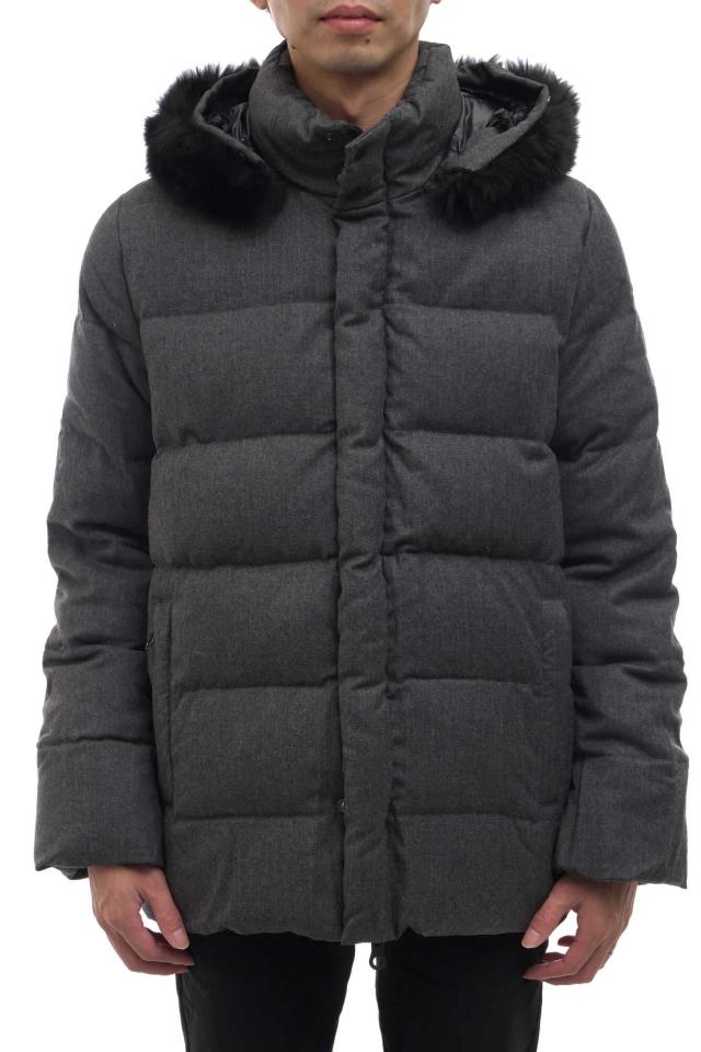 ○デュベティカ DUVETICA  ダウンジャケット EUBULEODUE フード付き ファー 毛皮 リブ メンズ 【中古】 中古