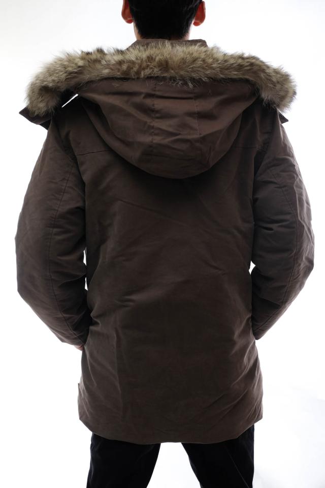 ○モンクレール MONCLER 茶タグ ダウンコート CEZANNE セザンヌ フード付き ファー 毛皮 N-3B ミリタリー メンズ 【中古】 中古