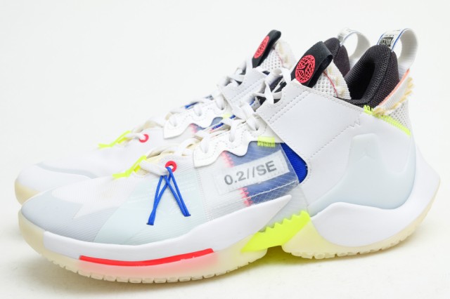 ○ナイキ NIKE ローカットスニーカー AV4126-100 JORDAN WHY NOT ZER0.2 SE PF ジョーダン ワイノットゼロ.2  シーズナルエディシ 中古｜au PAY マーケット