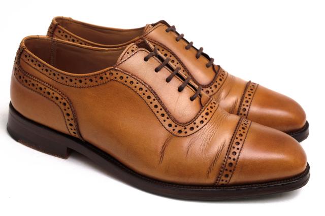 ○トリッカーズ Tricker's 牛革 カーフ ビジネスシューズ M6143 Belgrave ベルグレイブ クォーターブローグ キャップトゥ グッドイ 中古
