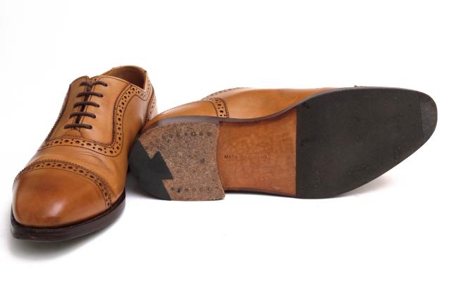 ○トリッカーズ Tricker's 牛革 カーフ ビジネスシューズ M6143 Belgrave ベルグレイブ クォーターブローグ キャップトゥ グッドイ 中古