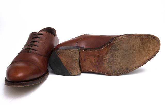 ○ジャランスリワヤ JALAN SRIWIJAYA 牛革 カーフ ビジネスシューズ