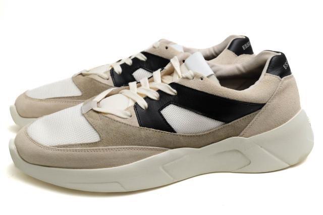 ○フィアオブゴッド FEAR OF GOD FOG ESSENTIALS ローカットスニーカー 