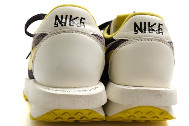 ○ナイキ NIKE UNDERCOVER sacai アンダーカバー サカイ ローカットスニーカー DJ4877-001 LD Waffle Black Sail-Dark Grey-Bright 中古
