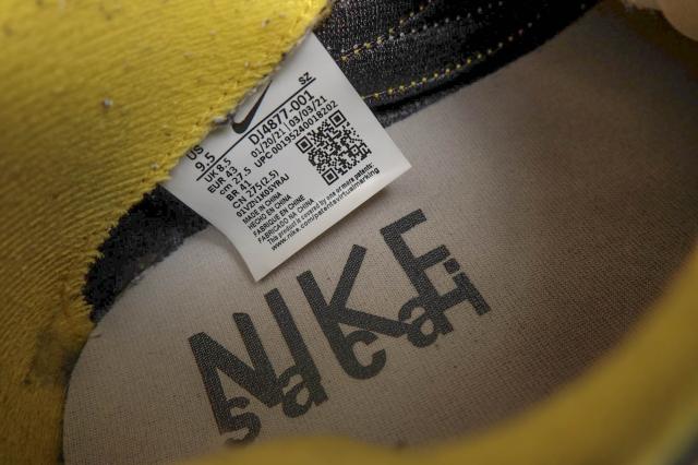 ○ナイキ NIKE UNDERCOVER sacai アンダーカバー サカイ ローカットスニーカー DJ4877-001 LD Waffle Black Sail-Dark Grey-Bright 中古