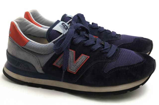 ○ニューバランス NEW BALANCE 30周年記念モデル ピッグスキンスエード ローカットスニーカー M995CJA NAVY DARK CYCLONE SHOCKWAV 中古_1