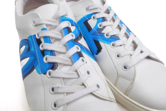 ○バーバリー BURBERRY 牛革 カーフ ローカットスニーカー ITLE0SH074CAS Graffiti Print Leather Sneakers In Bright Sky Blue グ 中古_5