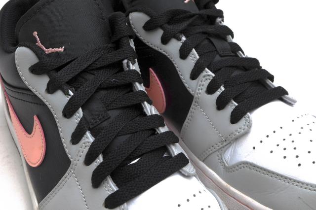 ○ナイキ NIKE 天然皮革 ローカットスニーカー 553558-062 Air Jordan 1 Low OG Bleached Coral エアジョーダン 定番 メンズ 【中 中古