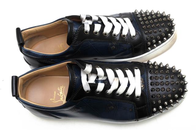 ○クリスチャン ルブタン Christian Louboutin 牛革 カーフ ローカットスニーカー 3170762 JUNIOR SPIKES FLAT CALF ABRASIVATO ス 中古