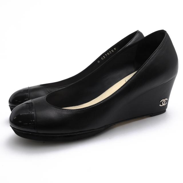 ○シャネル CHANEL カーフレザー 牛革 パンプス G27028 ココマーク金具 ウェッジソール レディース 【中古】 中古