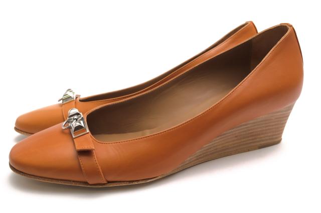 ○エルメス HERMES ゴートスキン 山羊革 パンプス Bilbao ballet flat クロアモチーフバックル レザーソール レディース 【中古】 中古