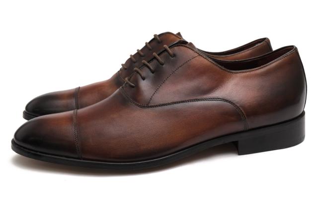 ○バーニーズニューヨーク BARNEYS NEWYORK カーフレザー 牛革 ビジネスシューズ 14ABNYBT016 アンティーク仕上げ ストレートチッ  中古
