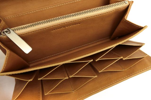 ○パトリックステファン PATRICK STEPHAN カウハイド 牛革 長財布 191AWA11 Leather long wallet bellows フラップ式 小銭入れあり 中古_5