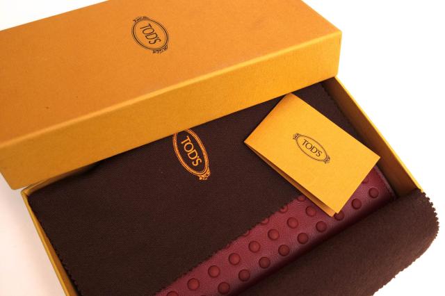 ○トッズ TOD'S 牛革 カーフ 長財布 GOMMINI ゴンミーニ 小銭入れなし 札入れ 二つ折り スタッズ メンズ 【中古】 中古_8