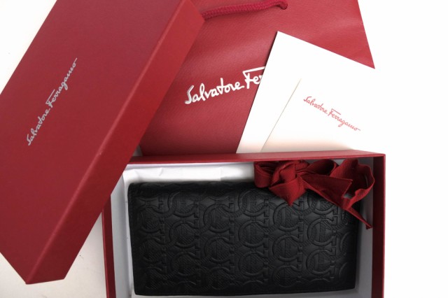 ○フェラガモ Salvatore Ferragamo 牛革 カーフ 長財布 0725156 66A647 ガンチーニモノグラム柄 小銭入れあり 二つ折り メンズ 【 中古