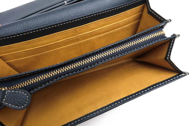 ○キタムラ Kitamura 牛革 長財布 PH0331 型押し 小銭入れあり レディース 【中古】 中古_7