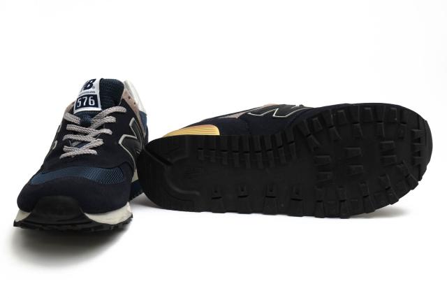 ○ニューバランス NEW BALANCE 25周年記念モデル ナイロンメッシュ プレミアムスエード ローカットスニーカー M576NGA メンズ 【中 中古