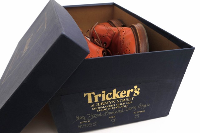 ○トリッカーズ Tricker's 牛革 カーフ ビジネスシューズ M5095 Bourton バートン メダリオン ウイングチップ 定番 グッドイヤーウ 中古