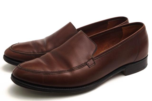 ○トレーディングポスト Trading Post McNally & Co. カーフ 牛革 ヴァンプローファー 15289 グッドイヤーウェルト製法 レザーソー 中古