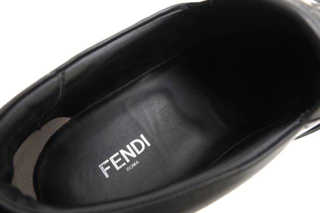○フェンディ FENDI BAG BUGS 牛革 カーフ ローカットスニーカー 7E1070 M.SNEAKER CALF LEATHER バッグバグズ モンスター スリッ  中古_7
