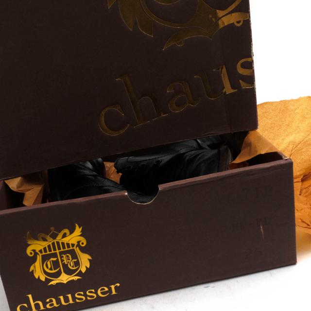 ○ショセ chausser バタラッシ社 バッケッタレザー 牛革 チャッカ