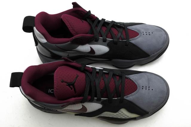 ○ナイキ NIKE Paris Saint Germain パリサンジェルマン ローカットスニーカー DA2554-006 JORDAN ZOOM 92 PSG ジョーダン ズーム 中古