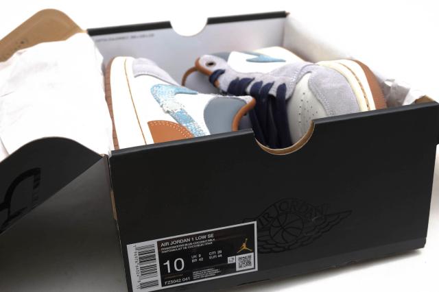 ○ナイキ NIKE ローカットスニーカー FZ5042-041 AIR JORDAN 1 LOW SE Phantom Repaired Denim Swoosh エアジョーダン 定番 デニ 中古