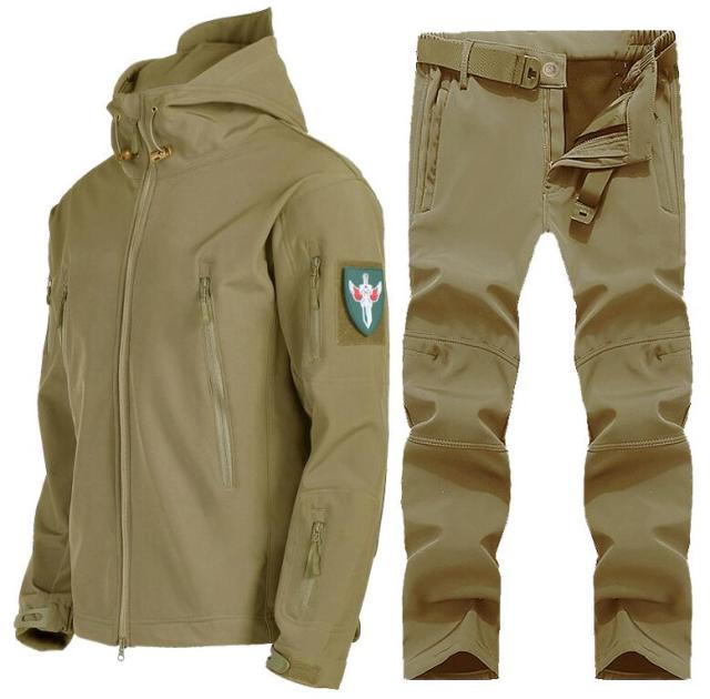 大きいサイズ 男性用 2点セット マウンテンパーカー ＆ロングパンツ ソフトシェルジャケット ジップアップパーカ 長袖 ストレッチ アウター 上下セット メンズ ブルゾン 登山 釣り ジャケ バイク