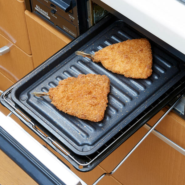 魚焼きトレー グリル専用 ワイド マーブル加工 グリルのお手入れ簡単魚焼きトレー （ グリルトレー 万能トレー 魚焼きグリル 波型トレー 魚焼きトレイ グリル料理 グリルパン マーブルコート 調理 料理 魚焼き器 ）
