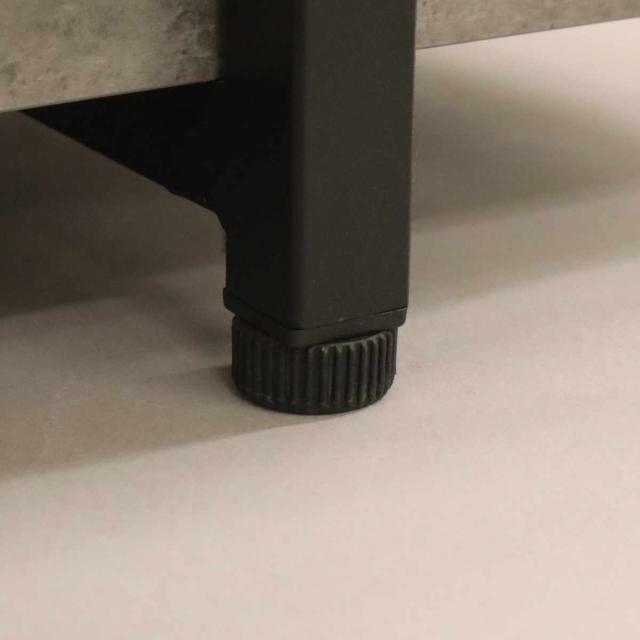 83789049_7