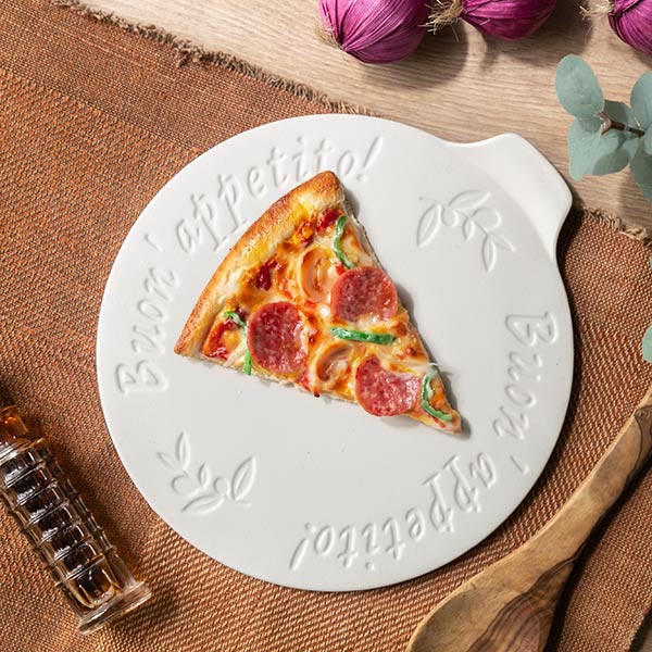 ピザプレート 25cm 陶器 瀬戸焼 日本製 電子レンジ対応 ピザ 焼き直し プレート オーブン対応 耐熱皿 お皿 食器 ピザストーン の通販はau Pay マーケット リビングート