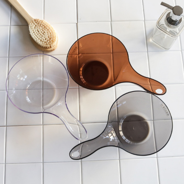 手おけ レリッシュ Relish クリア 洗面器 手桶 風呂桶 透明 おしゃれ 風呂おけ ウォッシュボール せんめんき お手入れ簡単 壁掛け 吊の通販はau Pay マーケット リビングート