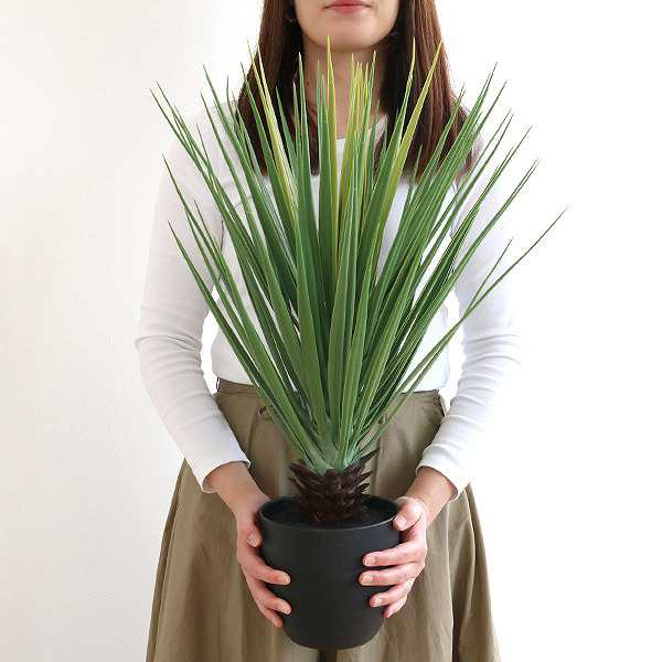 人工観葉植物 ミニパイナップル 67cm フェイクグリーン 造花 観葉植物 フェイク 人工植物 アートグリーン 緑 グリーン 癒し リラックの通販はau Pay マーケット リビングート