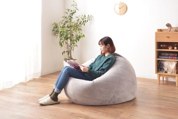 ビーズクッション 幅135cm 丸形 大型 ビーズ クッション ファブリック 特大 取手付き （ 座椅子 ビーズソファ 大きい ローソファ フロアクッション マイクロビーズ 背もたれ おうち時間 フィット 布地 枕 お昼寝 ごろ寝 ）の通販は