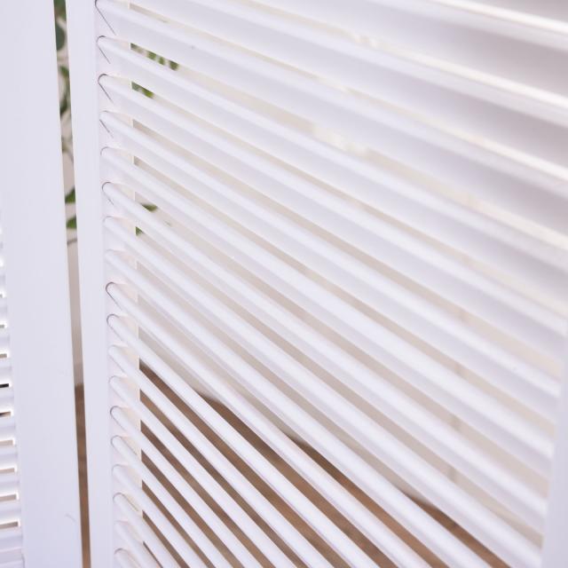 スクリーン パーテーション 3連 衝立 天然木 ナチュラル （ 間仕切り ついたて 目隠し 自立 ルーバースクリーン 折りたたみ 洋風 パーティション つい立て 仕切り ルーバー 板張り 木 リビング 寝室 インテリア ）